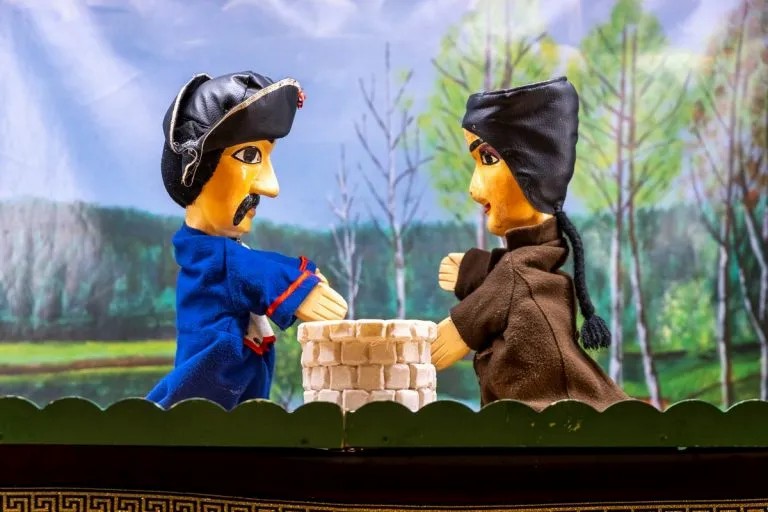 Guignol et les lutins du Père Noël